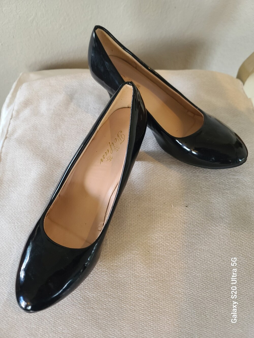 Feifan Classic Black Patent Women's Pumps